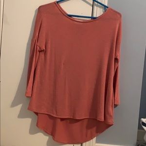 Cute long flowy top sleeves are quarter length